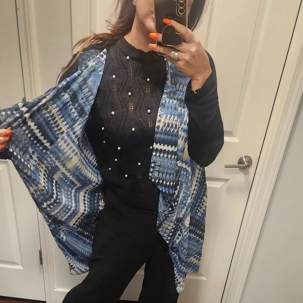 Black SAKS FIFTH AVENUE Blue Geometric Patterned Vest 💙